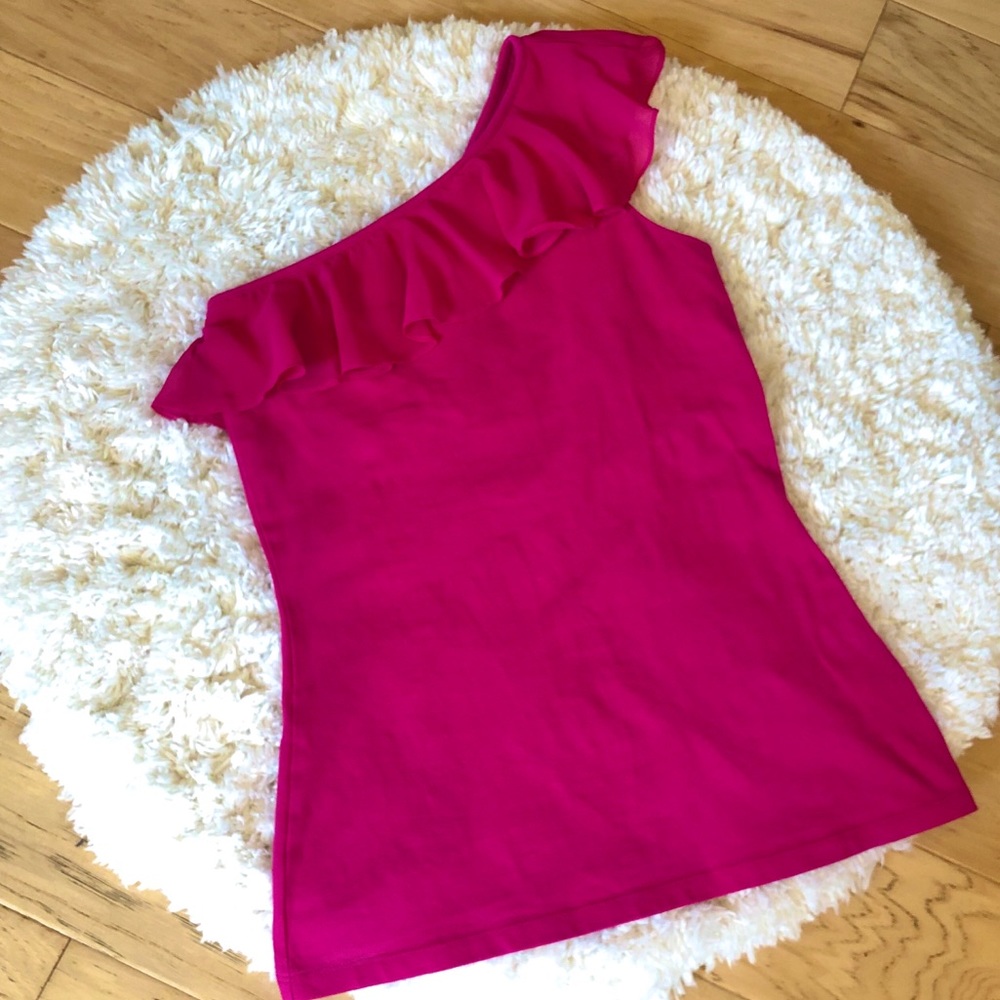 ☘️3 for $25 SALE! ☘️ Express One Shoulder Top